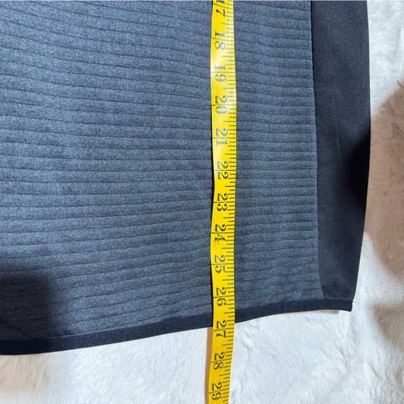 Greg Norman Attack life Mens Colorblock Long Sleeves 1/4 Zip Pullover Small NWT - Picture 8 of 11